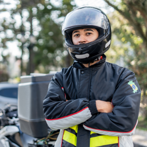 Motoboys: Guerreiros das Ruas e Seus Desafios